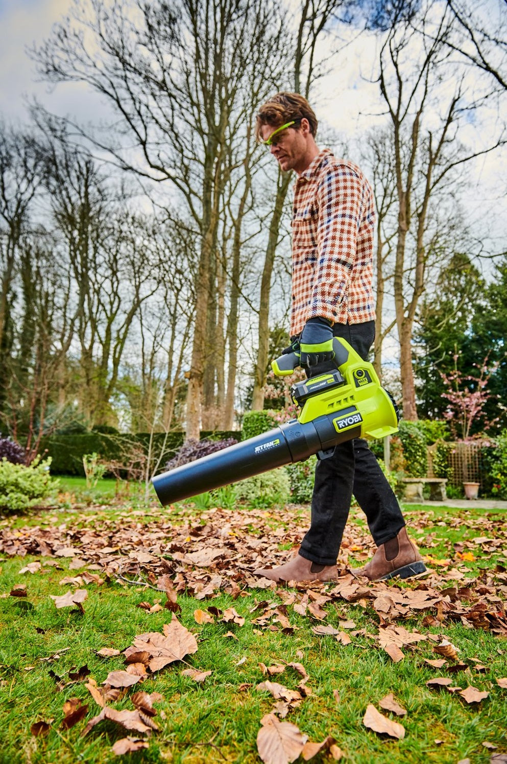 Ryobi RY36BLA-0 36V MAX POWER Cordless Garden Leaf Blower (Bare Tool)