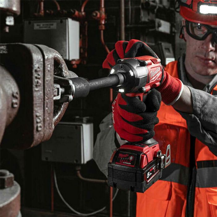 M18 FUEL™ ½″ Mid-torque Impact Wrench With Friction Ring