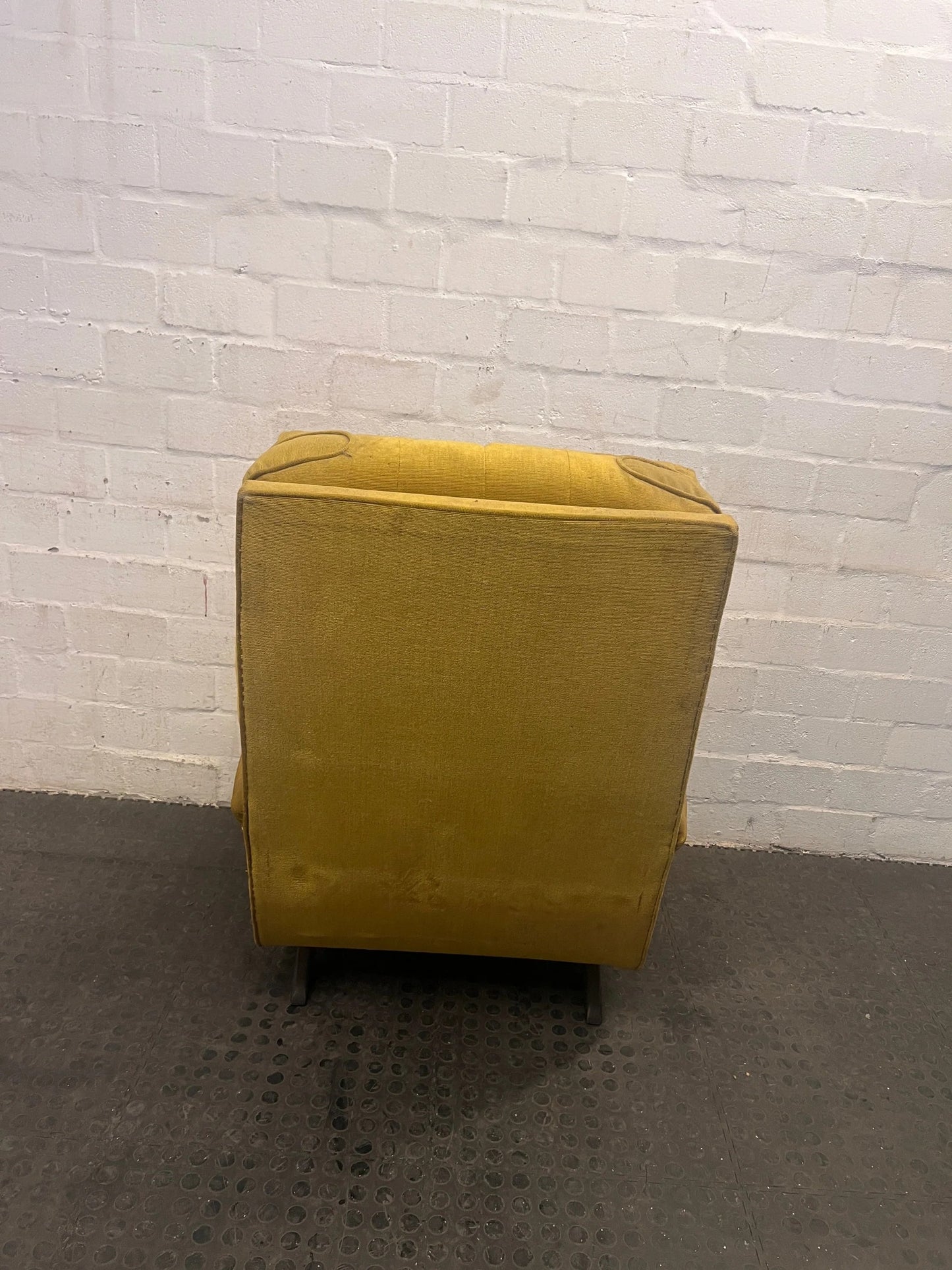 Mustard One Seater