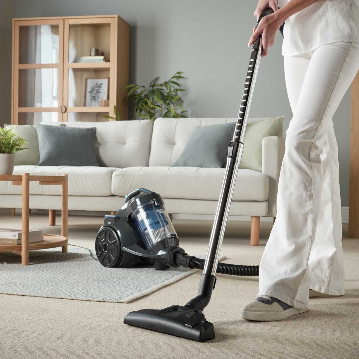 Bush VCM40A16L0B-85 Bagless Cylinder Pet Corded Vacuum Cleaner